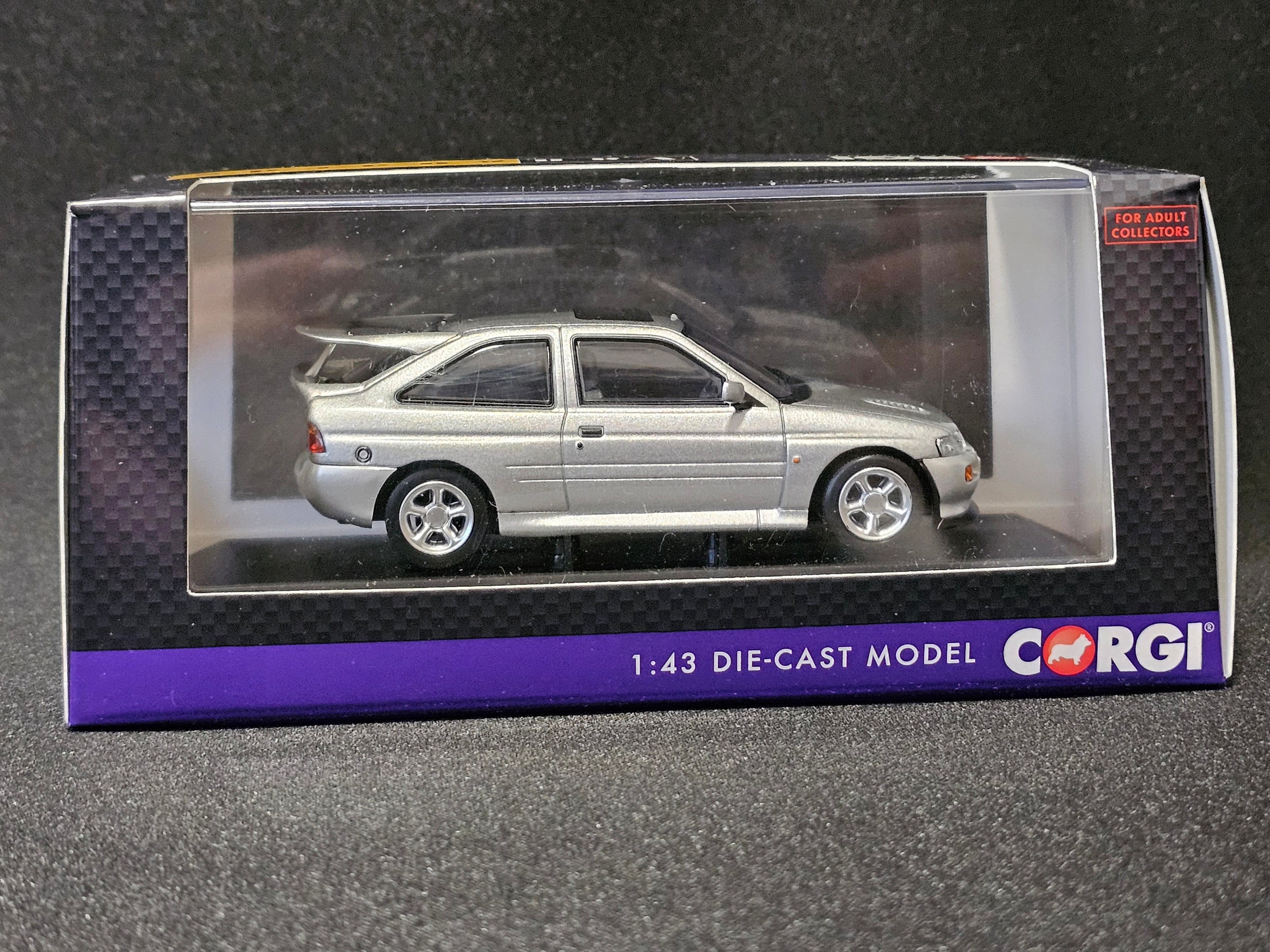 Ford Escort RS Cosworth, Moondust Silver