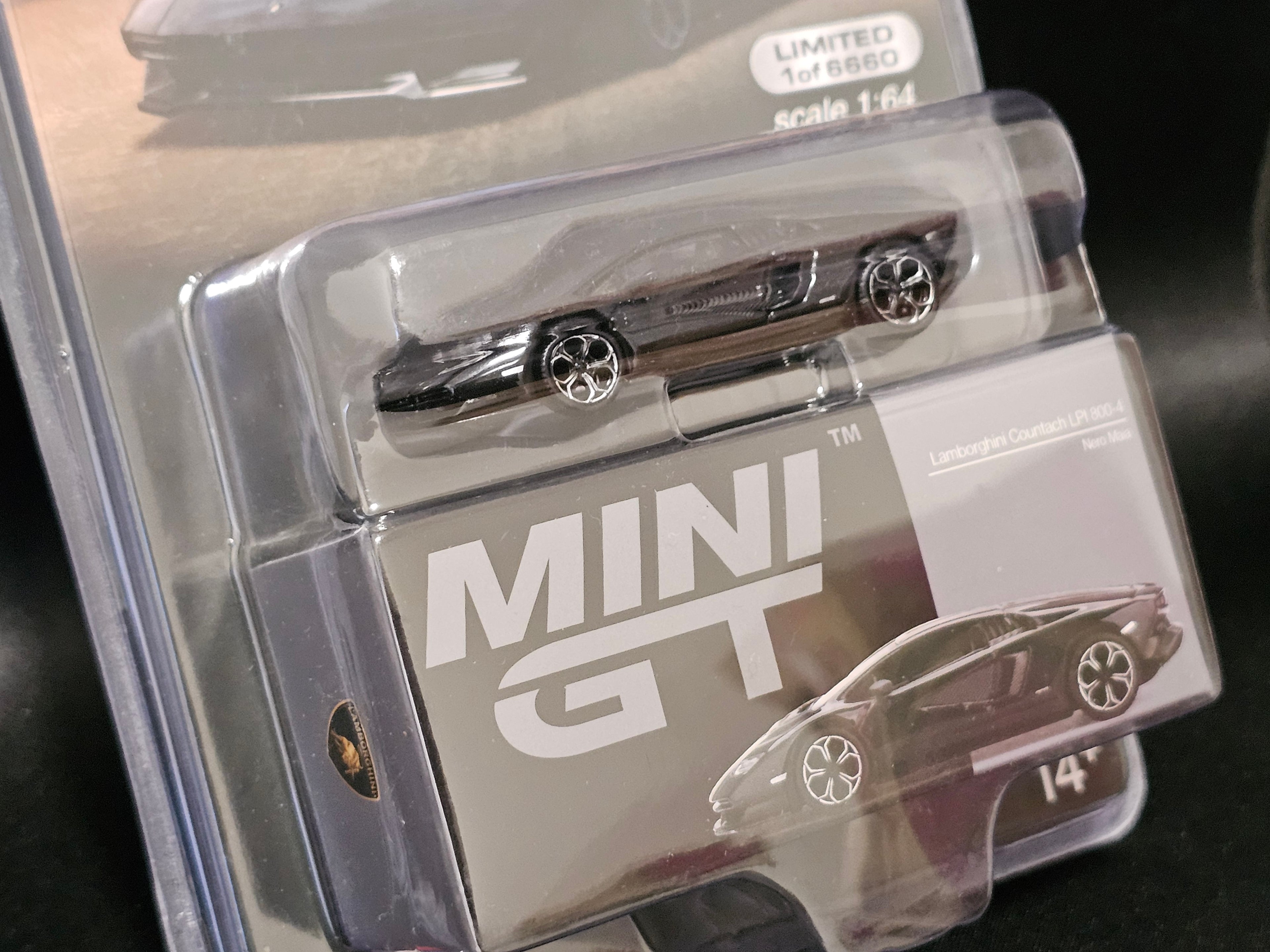 Limited Edition MiJo Exclusives Lamborghini Countach LPI 800-4 Nero Maia BLISTER PACK