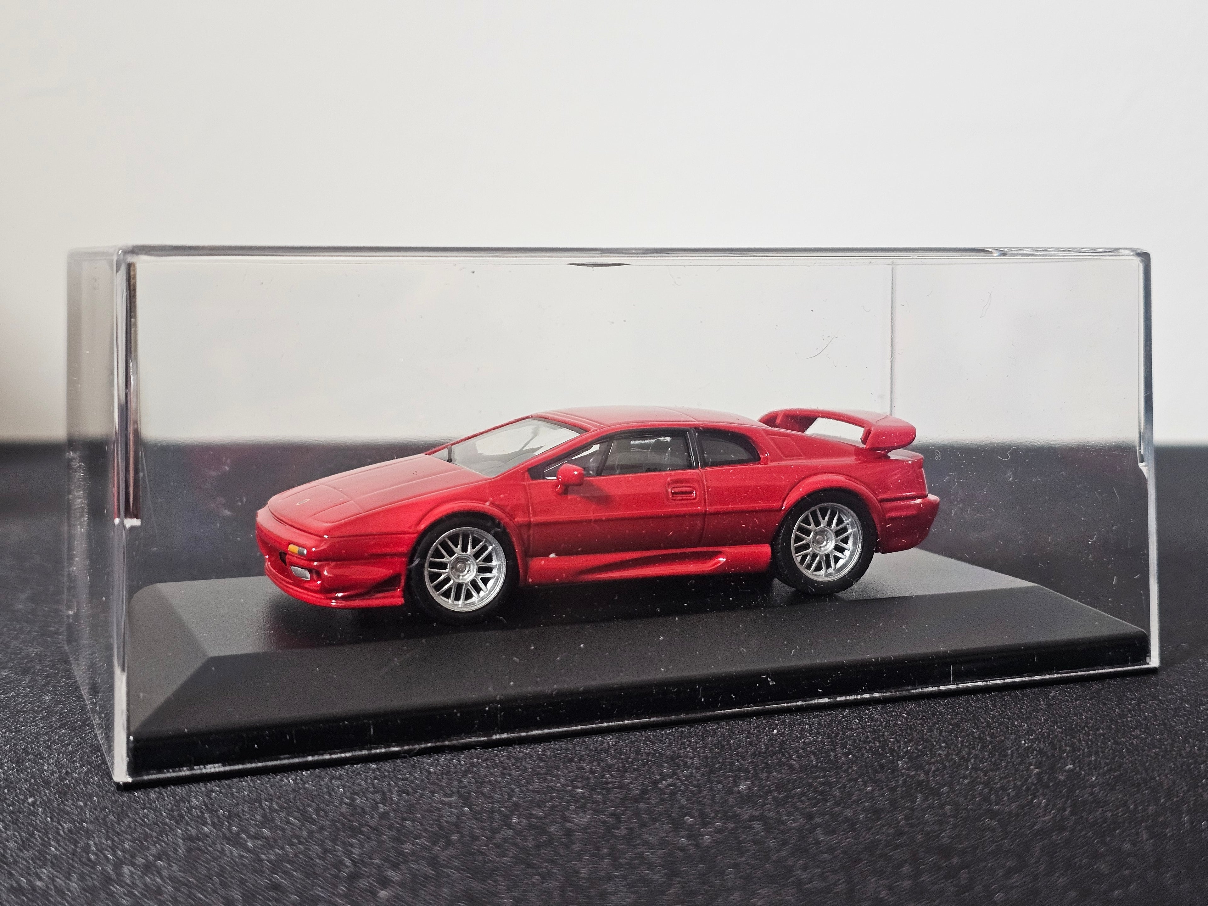 Lotus Esprit V8 - Red