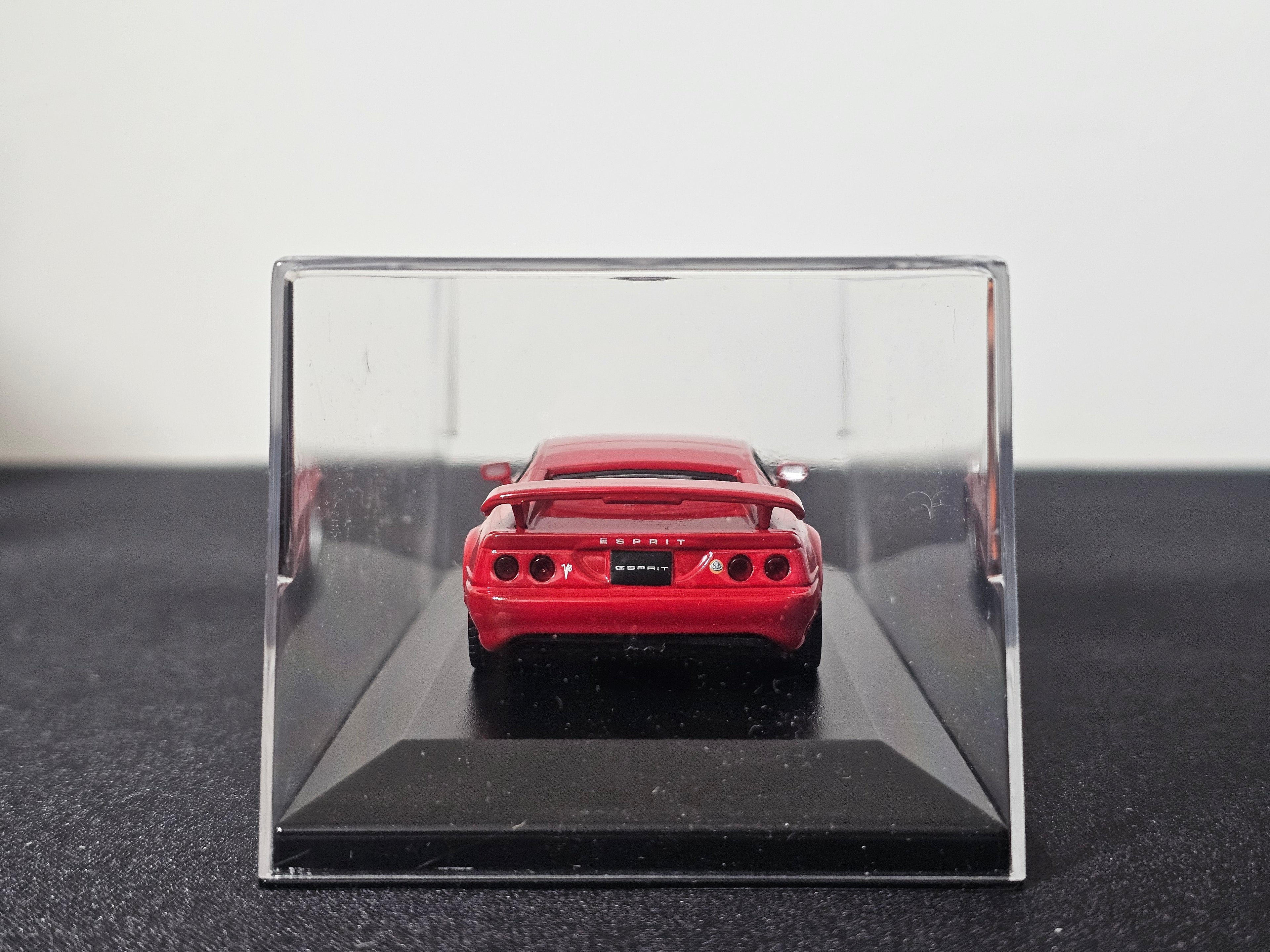 Lotus Esprit V8 - Red