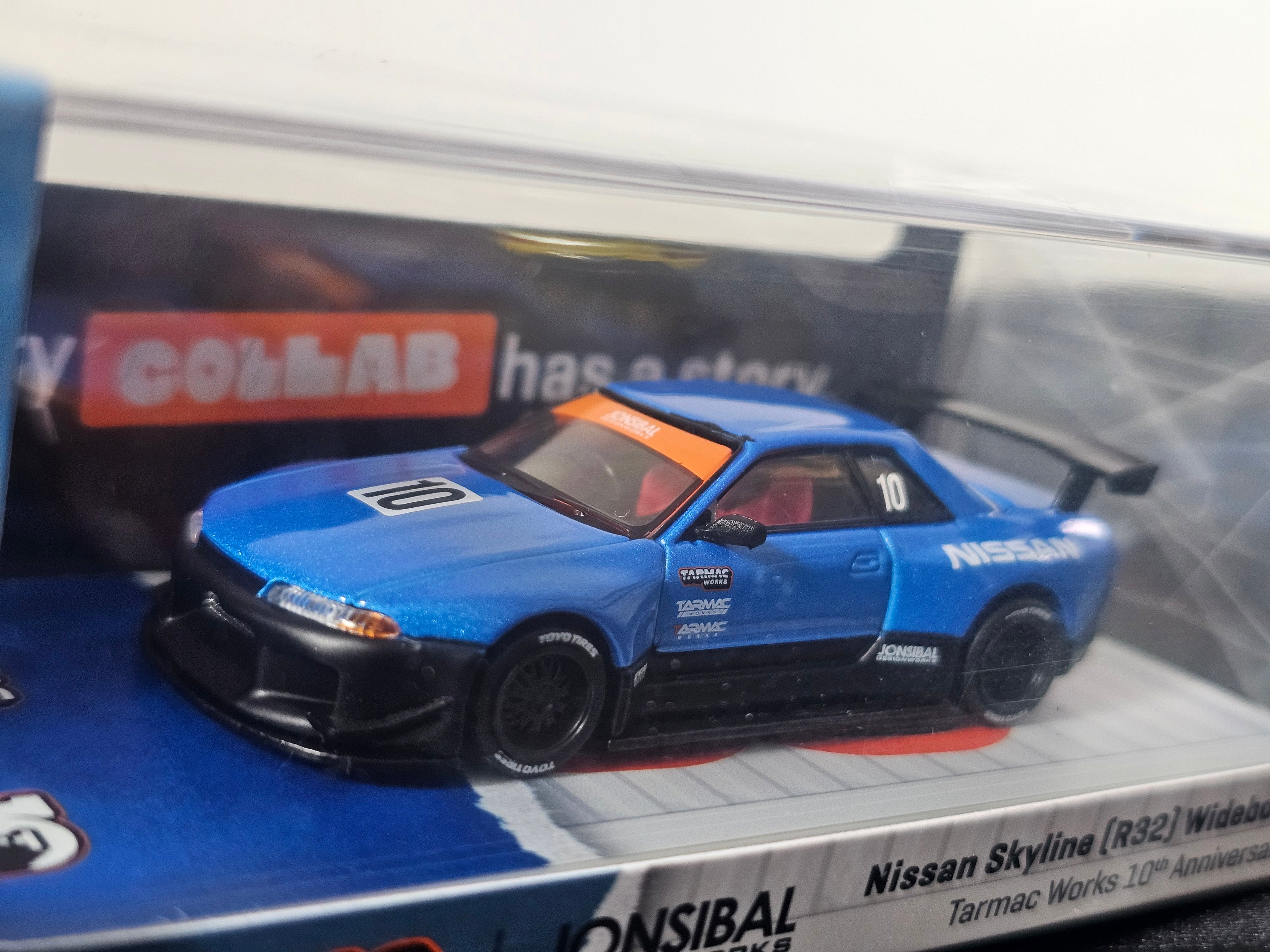 Nissan Skyline (R32) (Tarmac Works 10th Anniversary) Blue/Black
