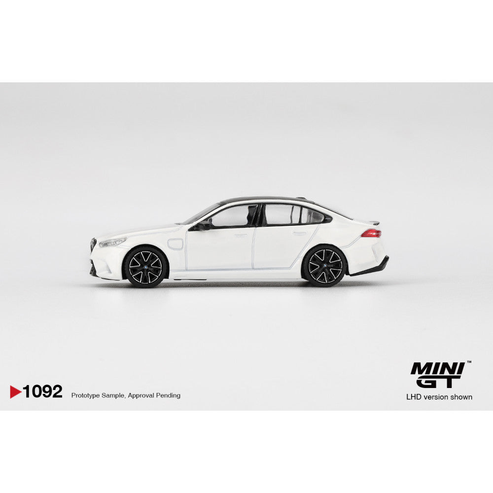 BMW M5 ALPINE WHITE (LHD)