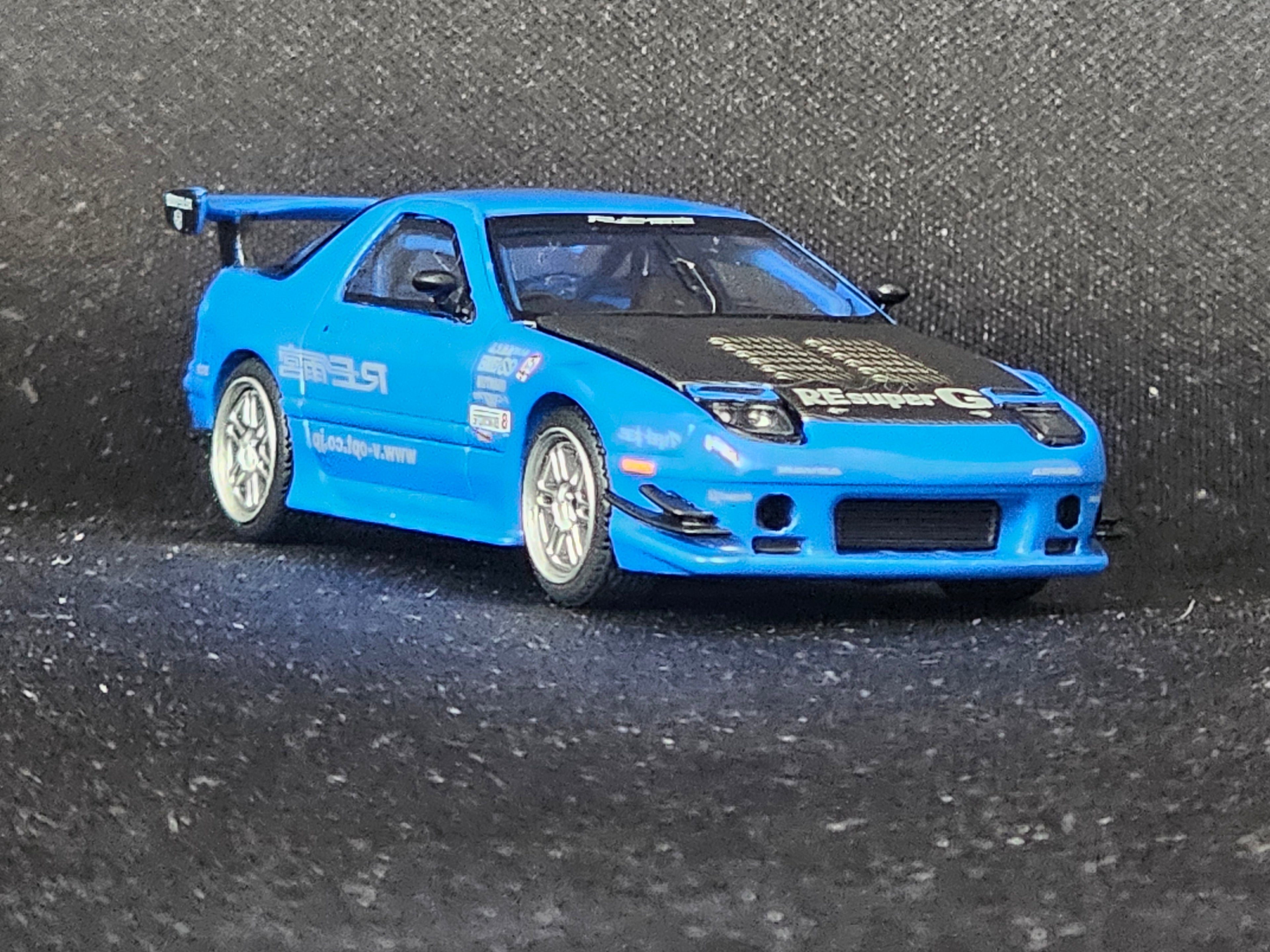 Mazda RX7 (FC3S) Re-Amemiya Blue