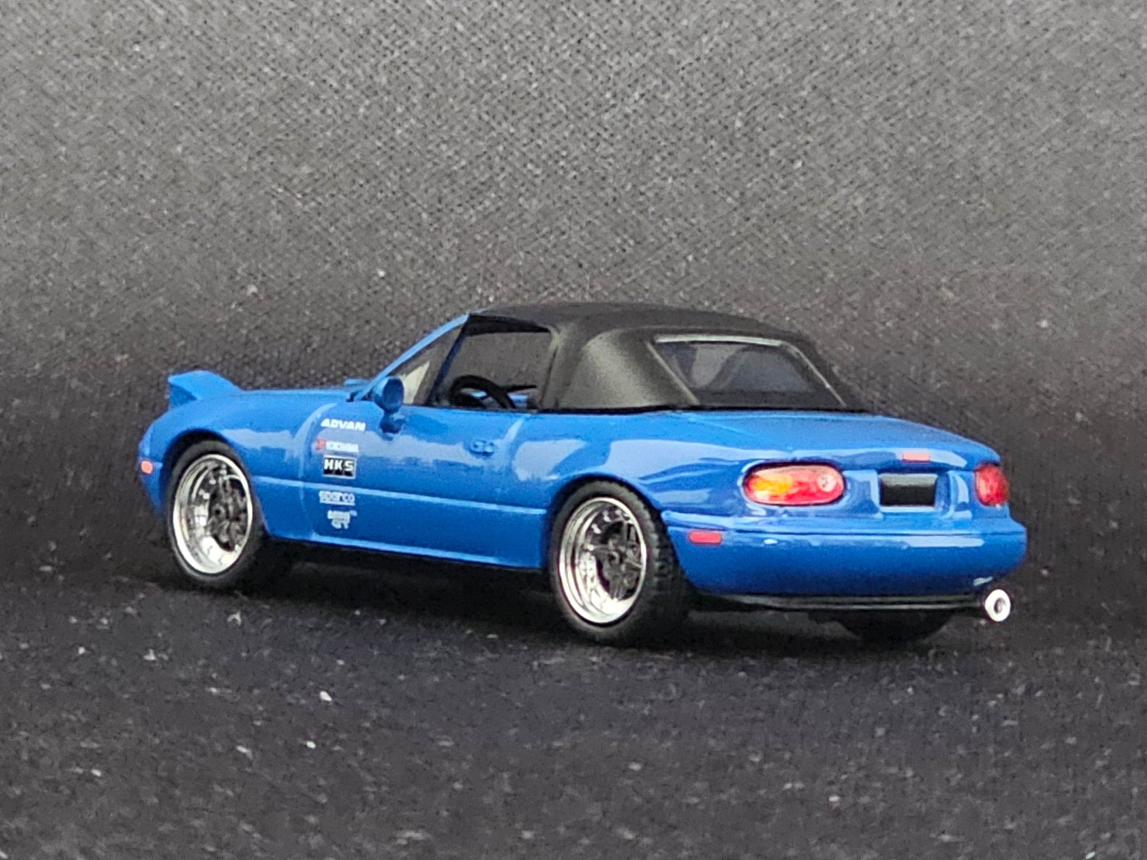 Mazda Miata MX-5 (NA) Tuned Version Dark Blue (LHD)