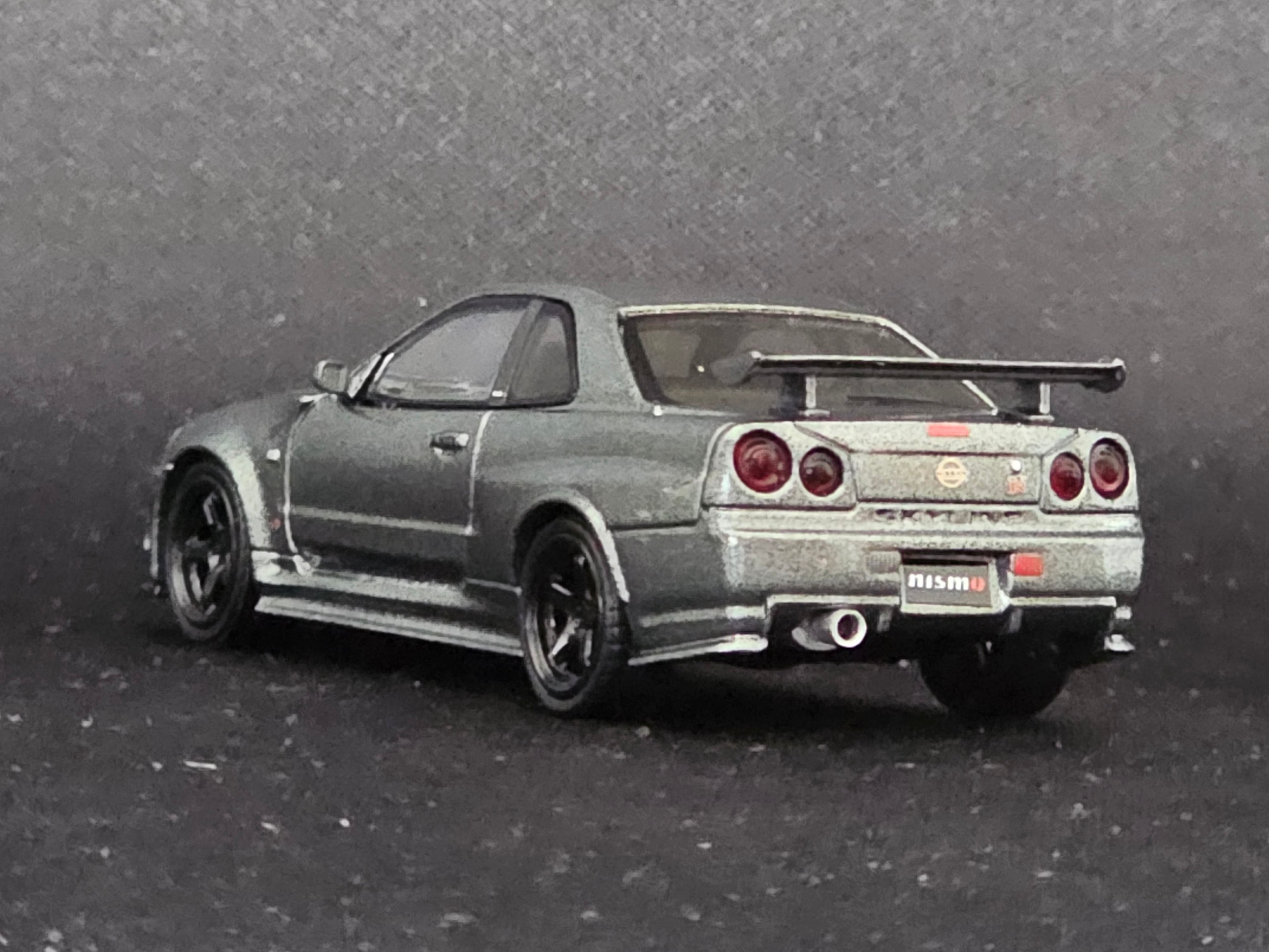 Nissan Skyline GT-R Dark Metal Grey (NISMO BNR34 CRS Version) (RHD)