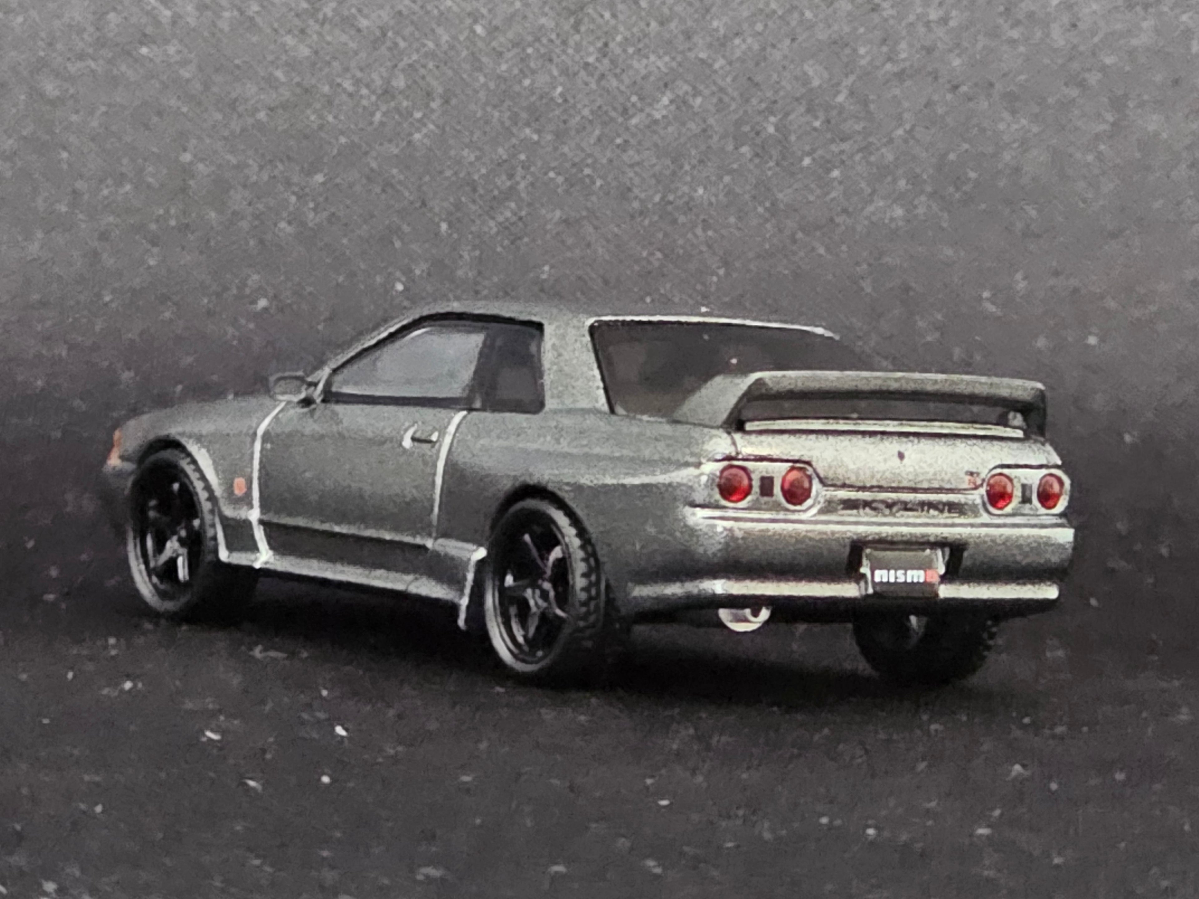 Nissan Skyline GT-R (NISMO BNR32 CRS Version) Dark Metal Grey (RHD)