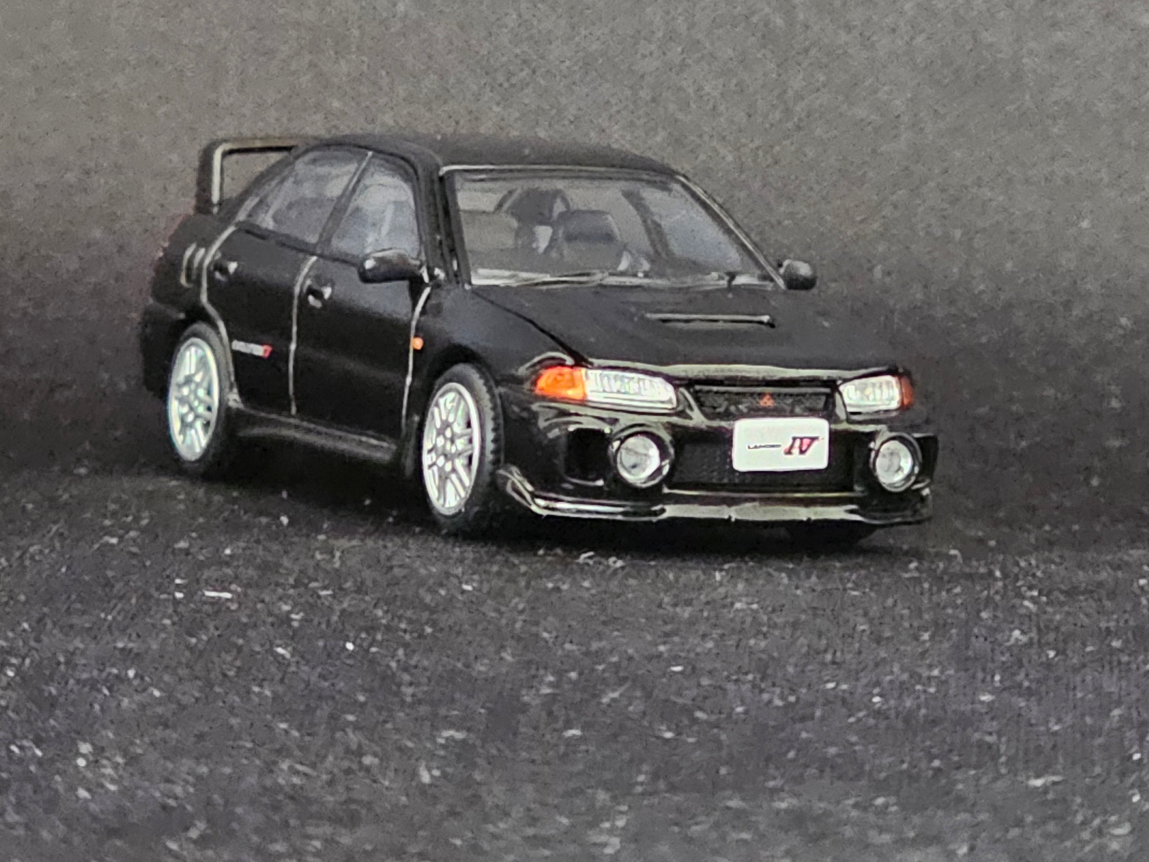 Mitsubishi Lancer Evolution IV Pyreness Black Pearl